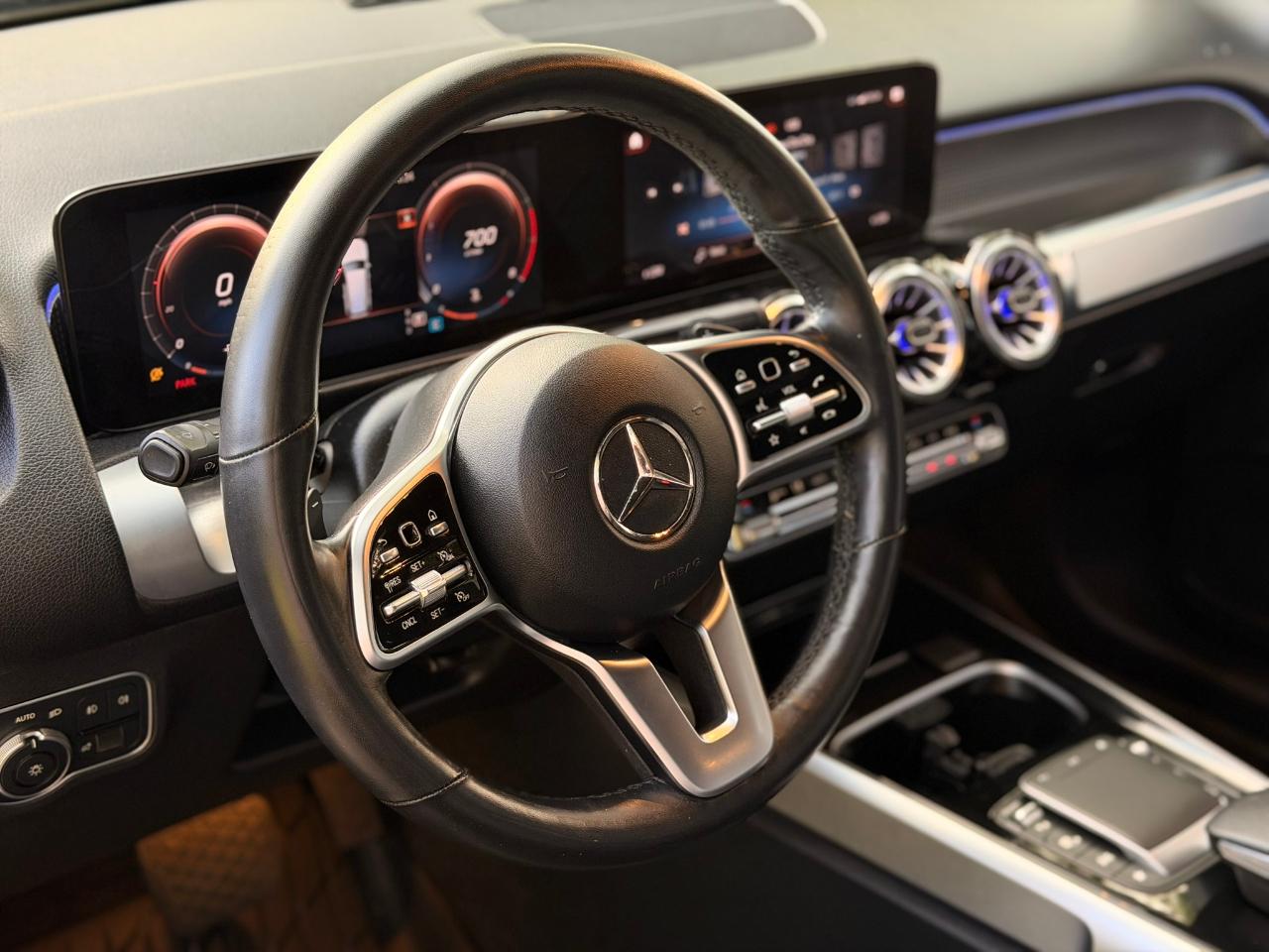 Mercedes-Benz GLB GLB 250 4MATIC SUV 2022