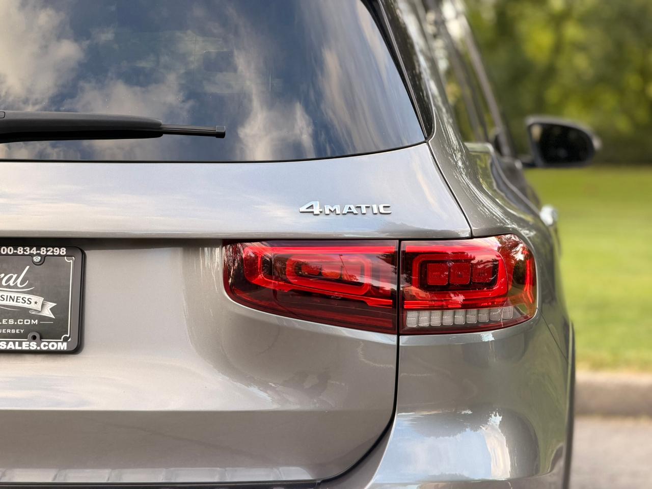 Mercedes-Benz GLB GLB 250 4MATIC SUV 2022