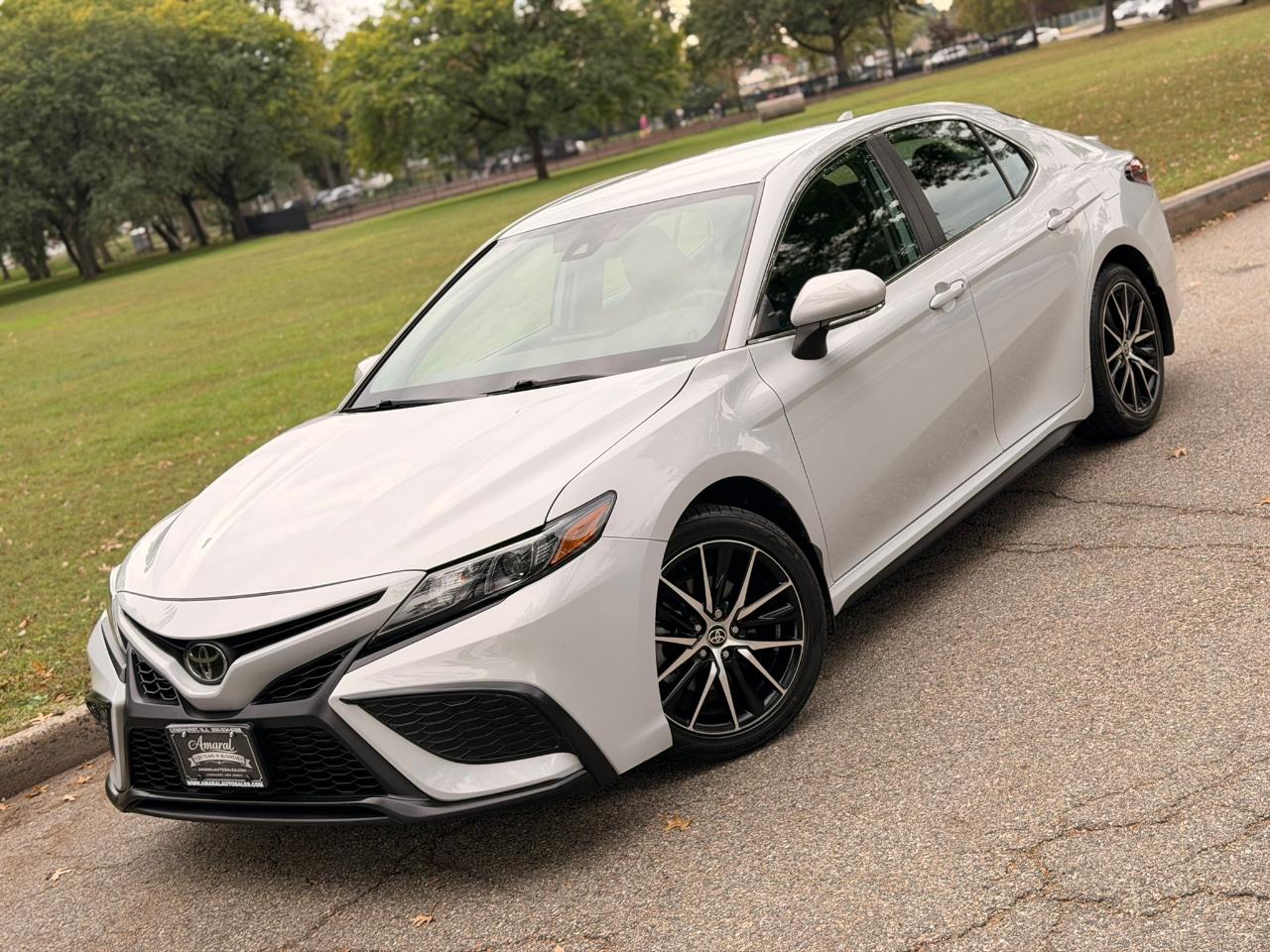 Toyota Camry SE Auto (Natl) 2024
