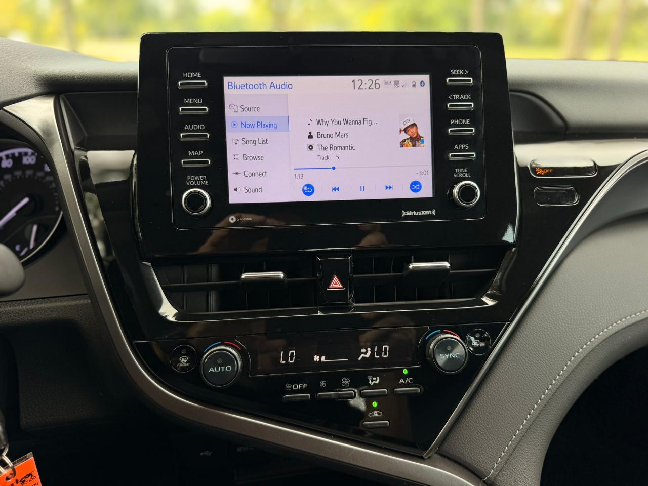 Toyota Camry SE Auto (Natl) 2024