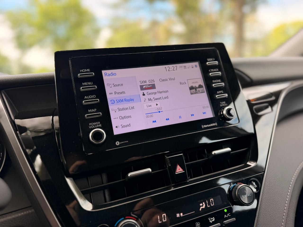 Toyota Camry SE Auto (Natl) 2024