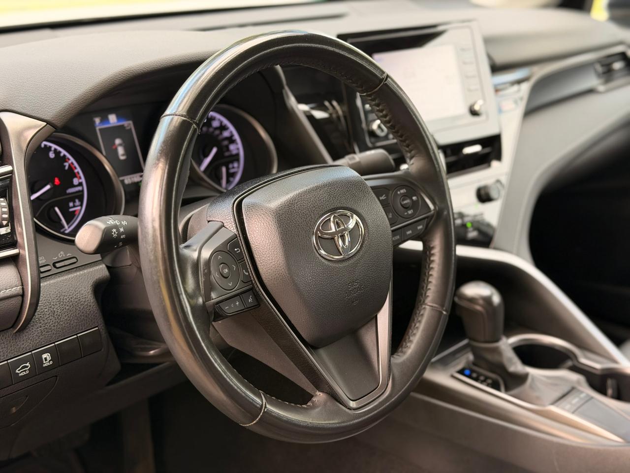 Toyota Camry SE Auto (Natl) 2024