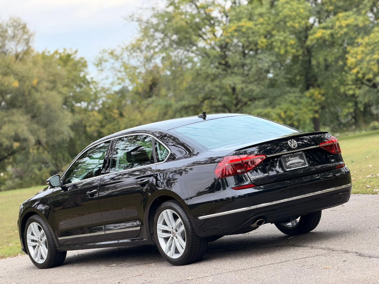 Volkswagen Passat 2.0T SEL Premium Auto 2018