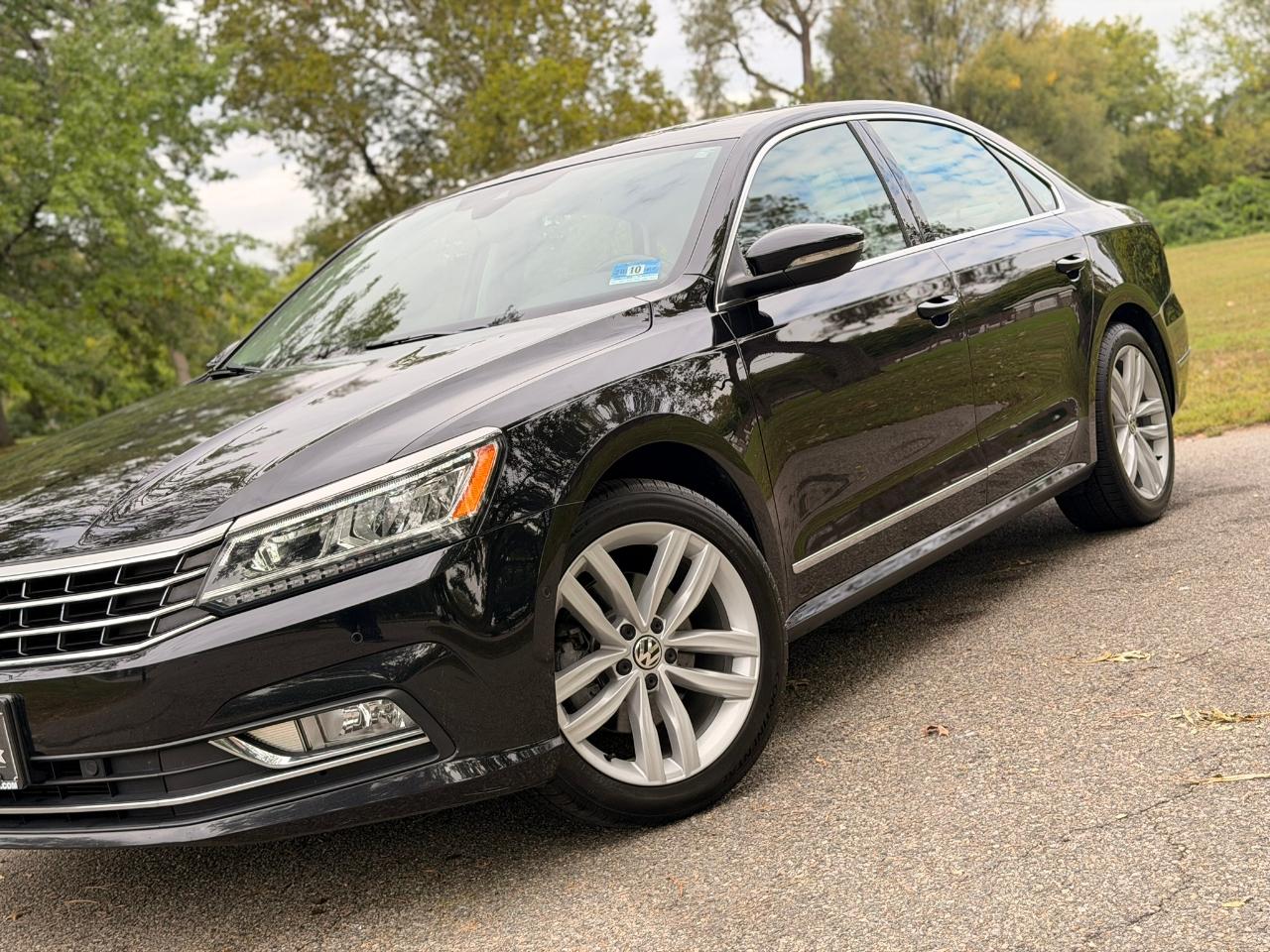 Volkswagen Passat 2.0T SEL Premium Auto 2018