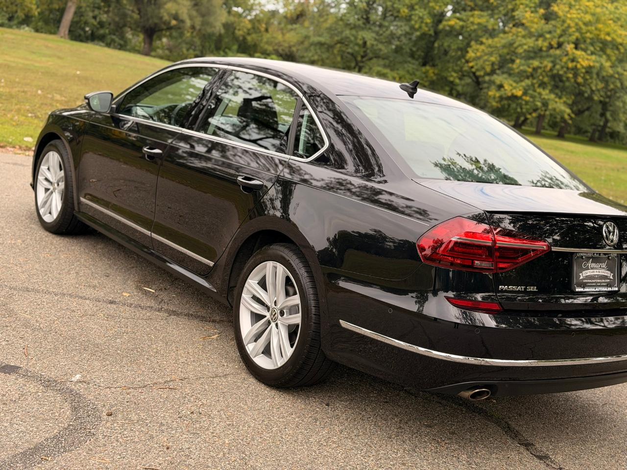 Volkswagen Passat 2.0T SEL Premium Auto 2018