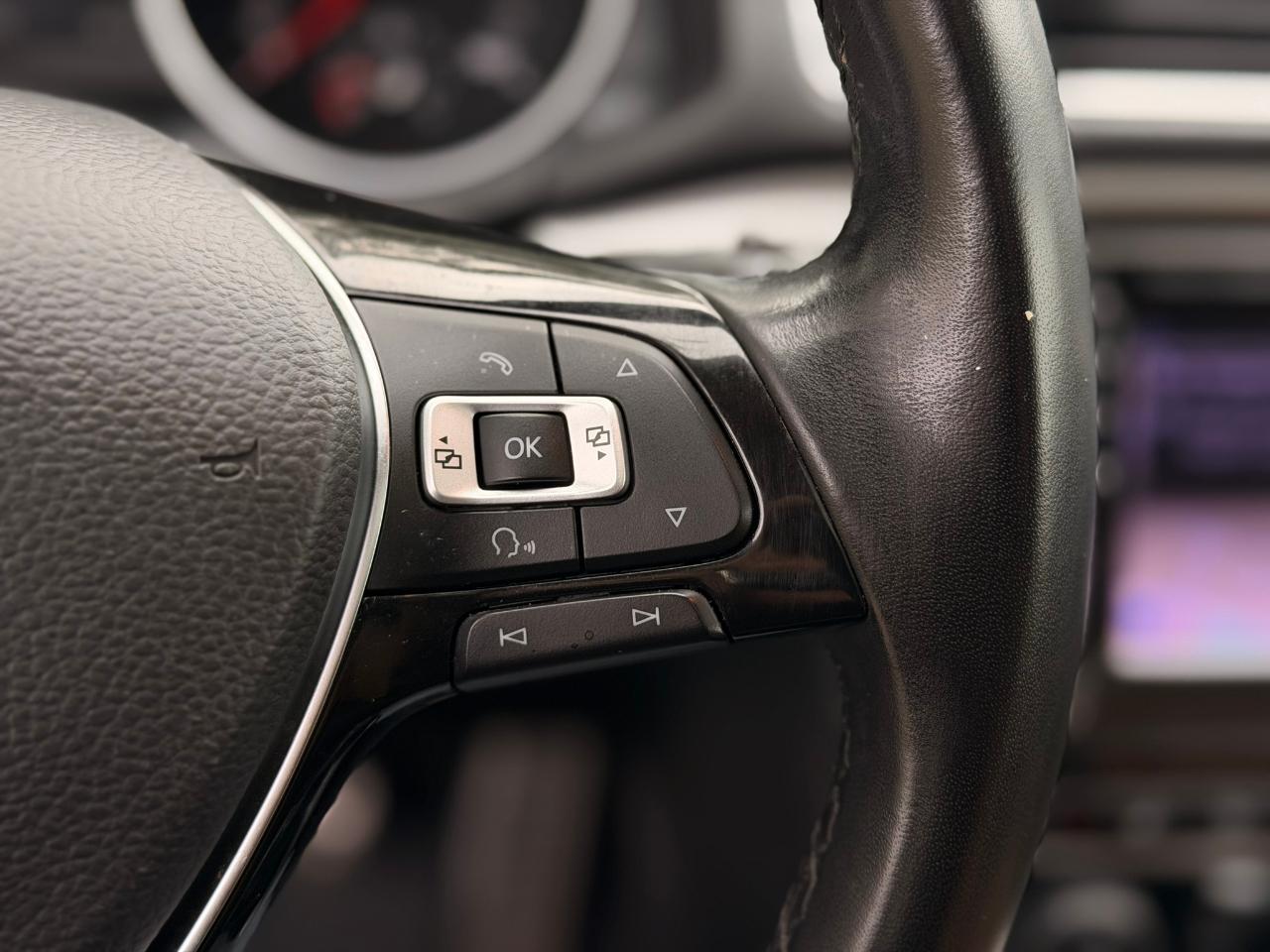 Volkswagen Passat 2.0T SEL Premium Auto 2018