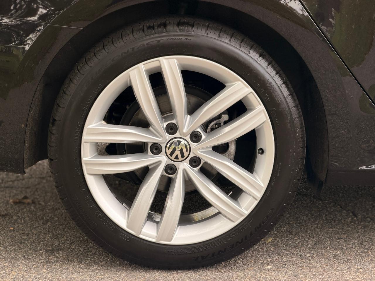 Volkswagen Passat 2.0T SEL Premium Auto 2018
