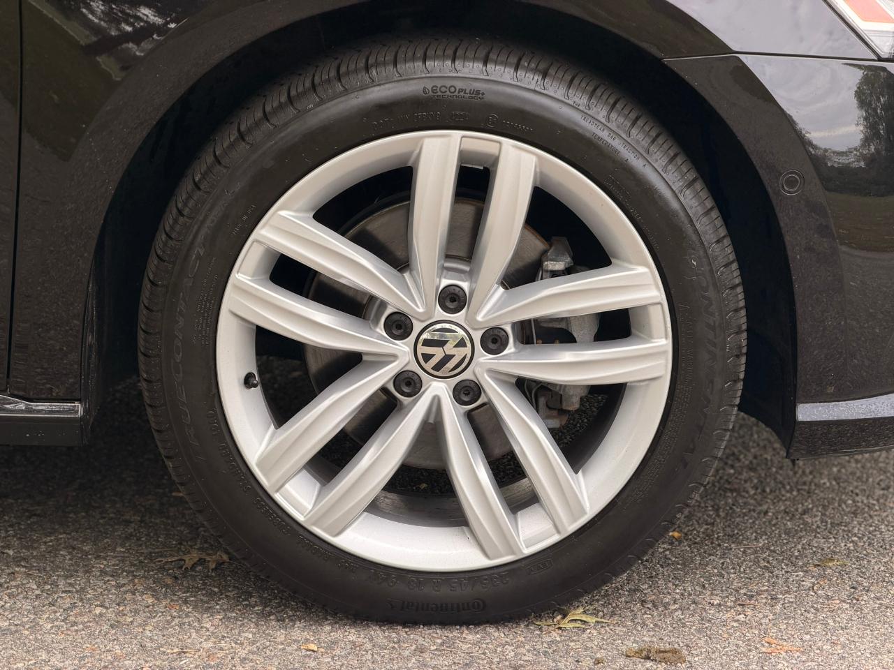 Volkswagen Passat 2.0T SEL Premium Auto 2018