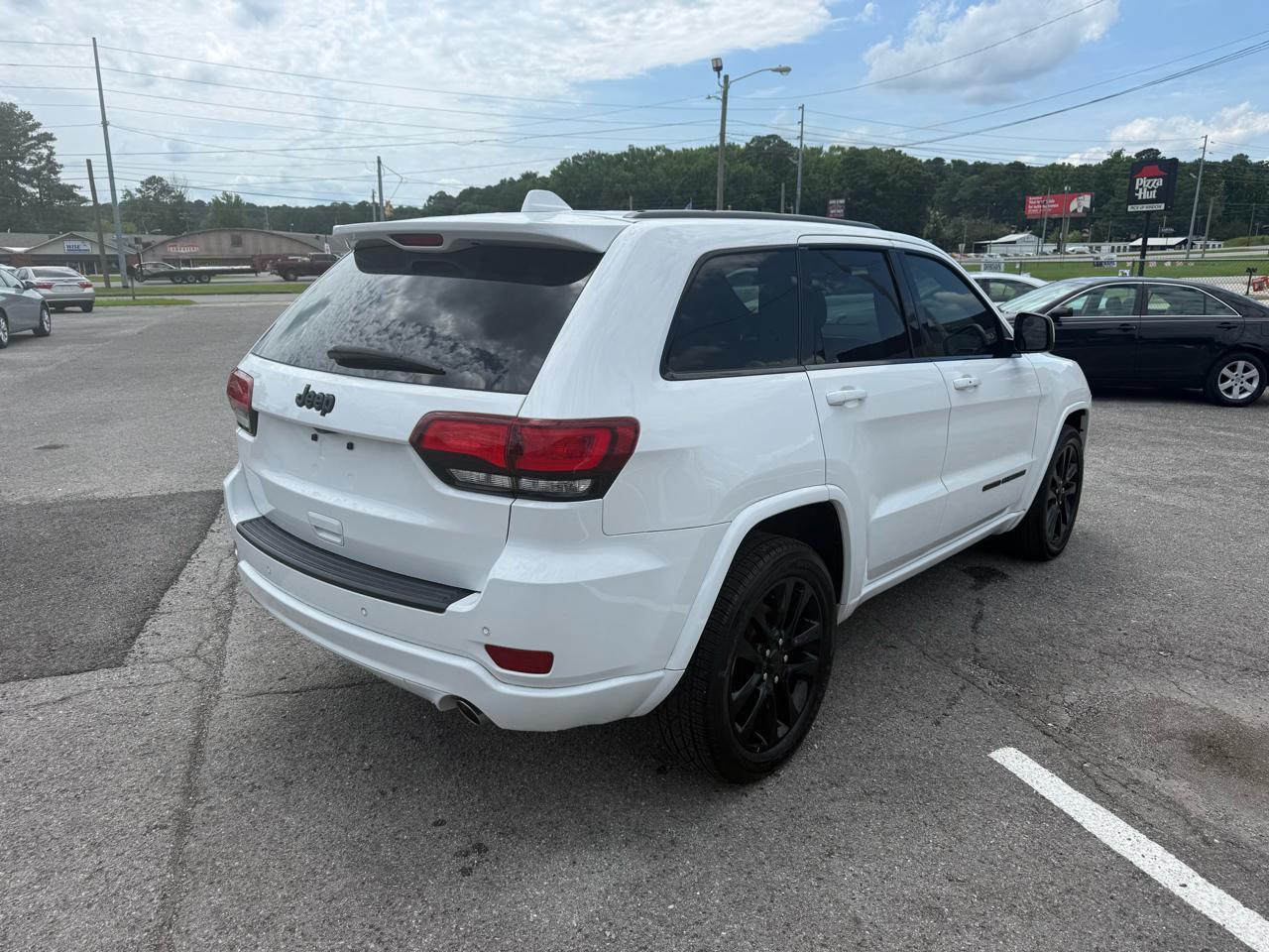 Jeep Grand Cherokee Laredo 2WD 2019
