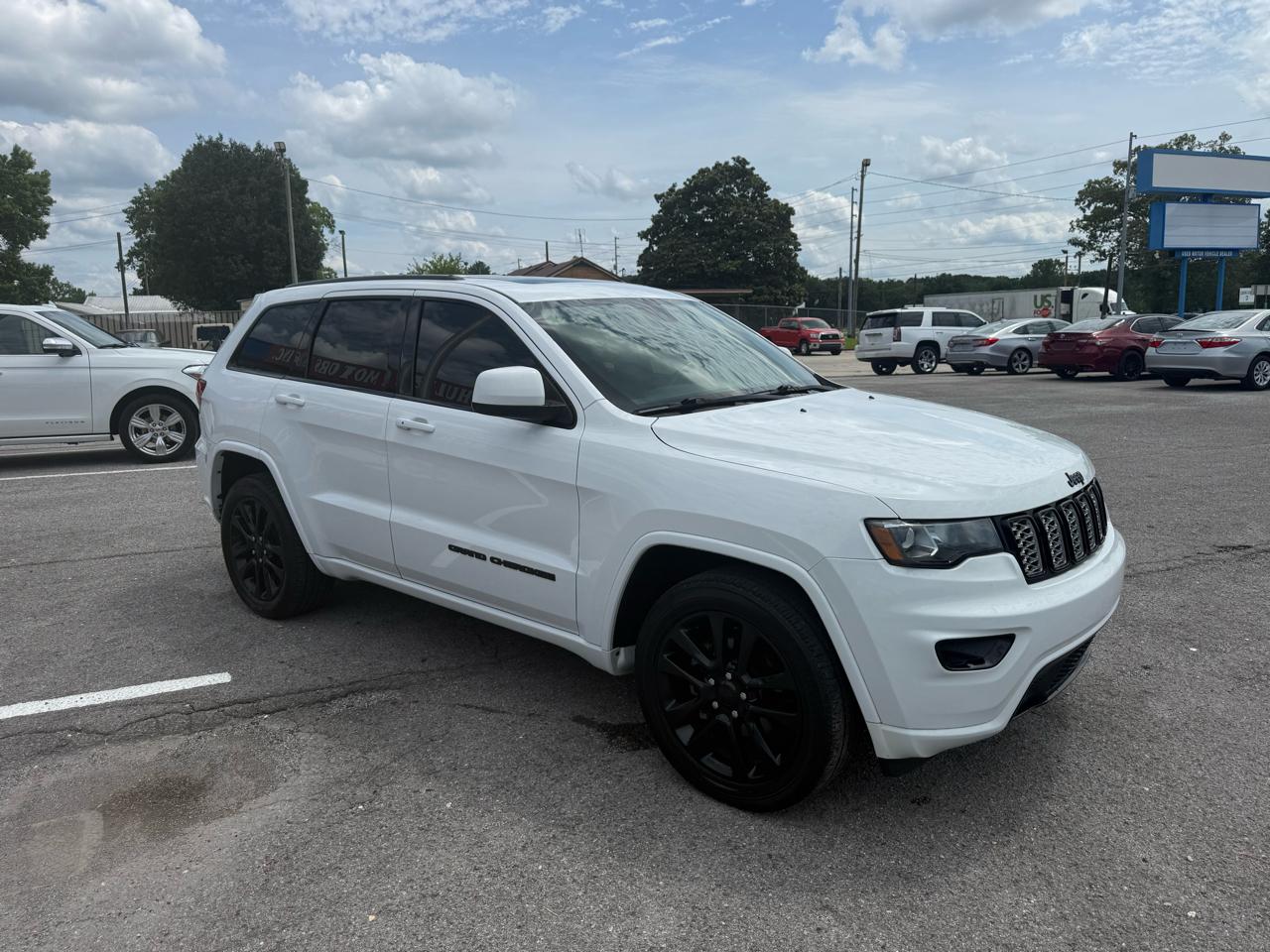 Jeep Grand Cherokee Laredo 2WD 2019
