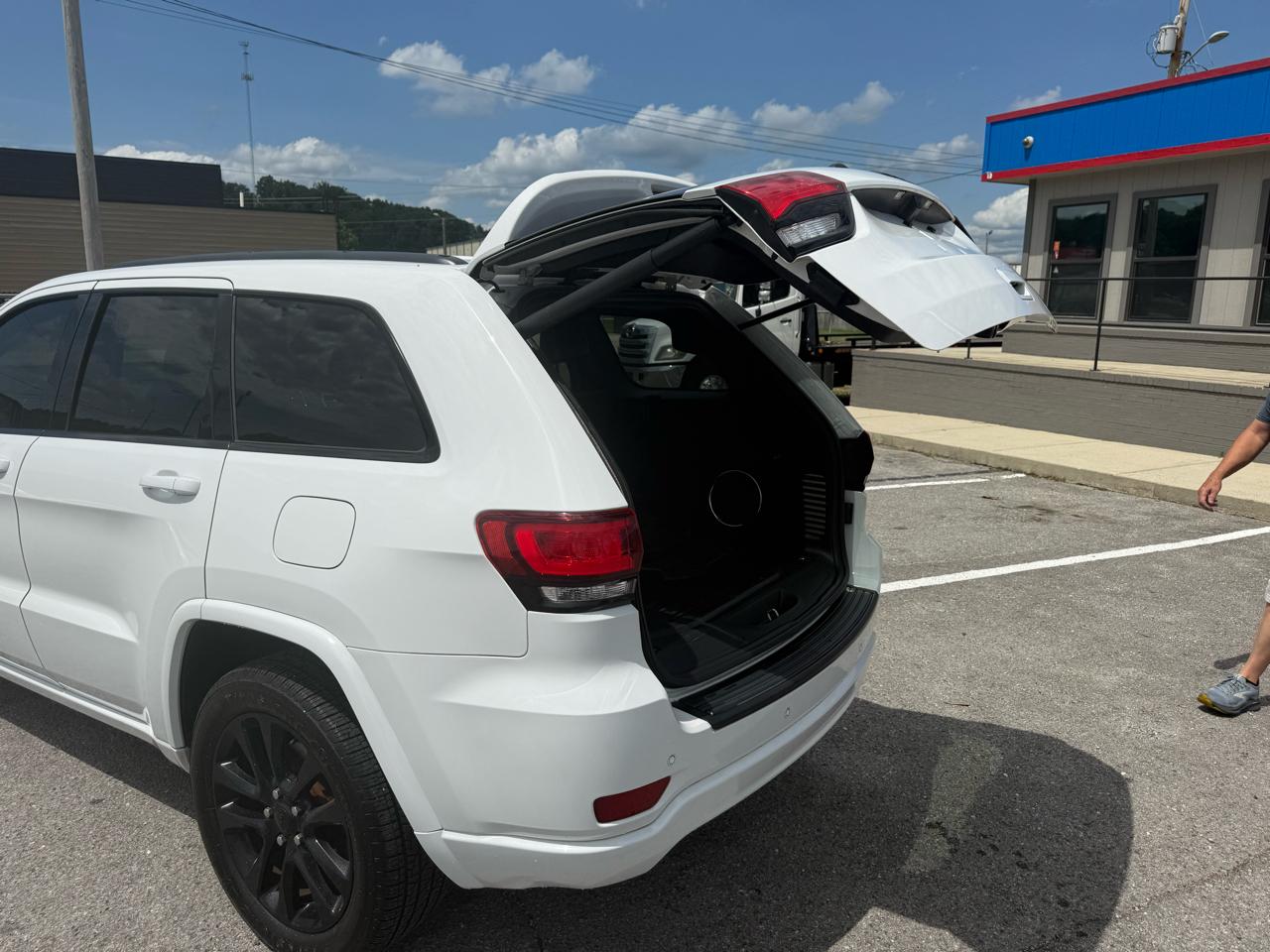 Jeep Grand Cherokee Laredo 2WD 2019