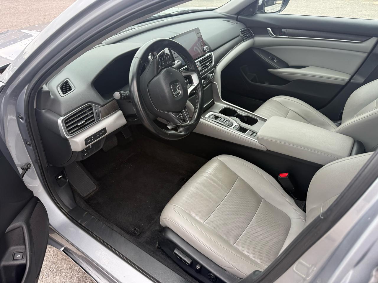 Honda Accord Touring 2.0T 2020