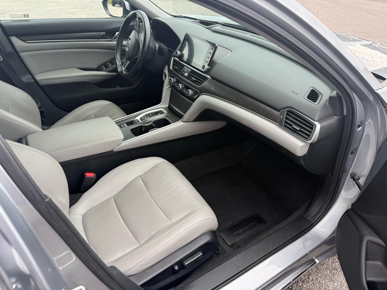 Honda Accord Touring 2.0T 2020