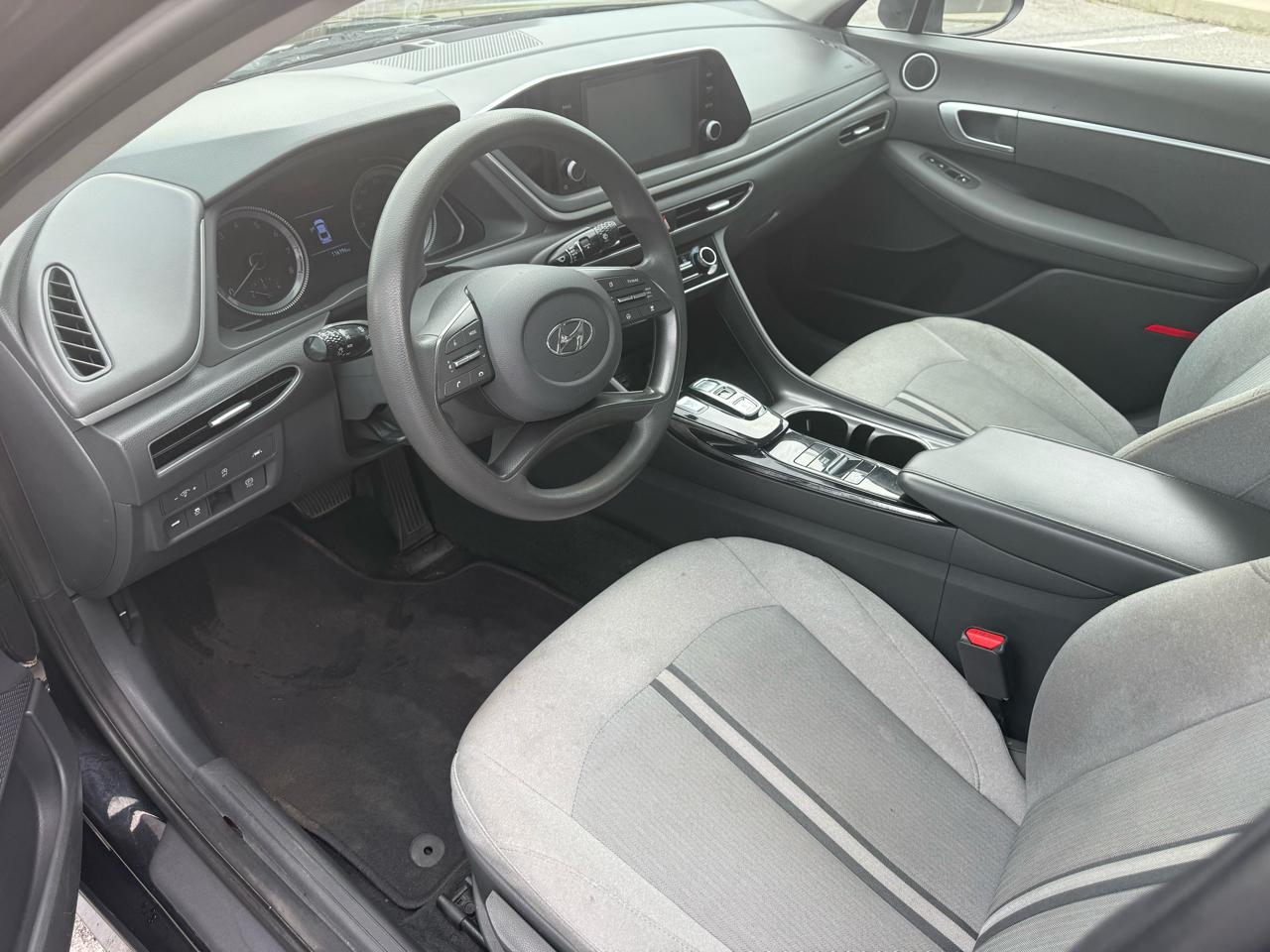 Hyundai Sonata SE 2021