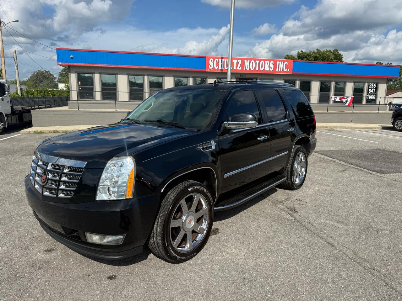 Cadillac Escalade 2WD Luxury 2013