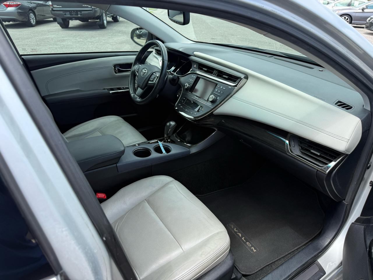 Toyota Avalon XLE 2014