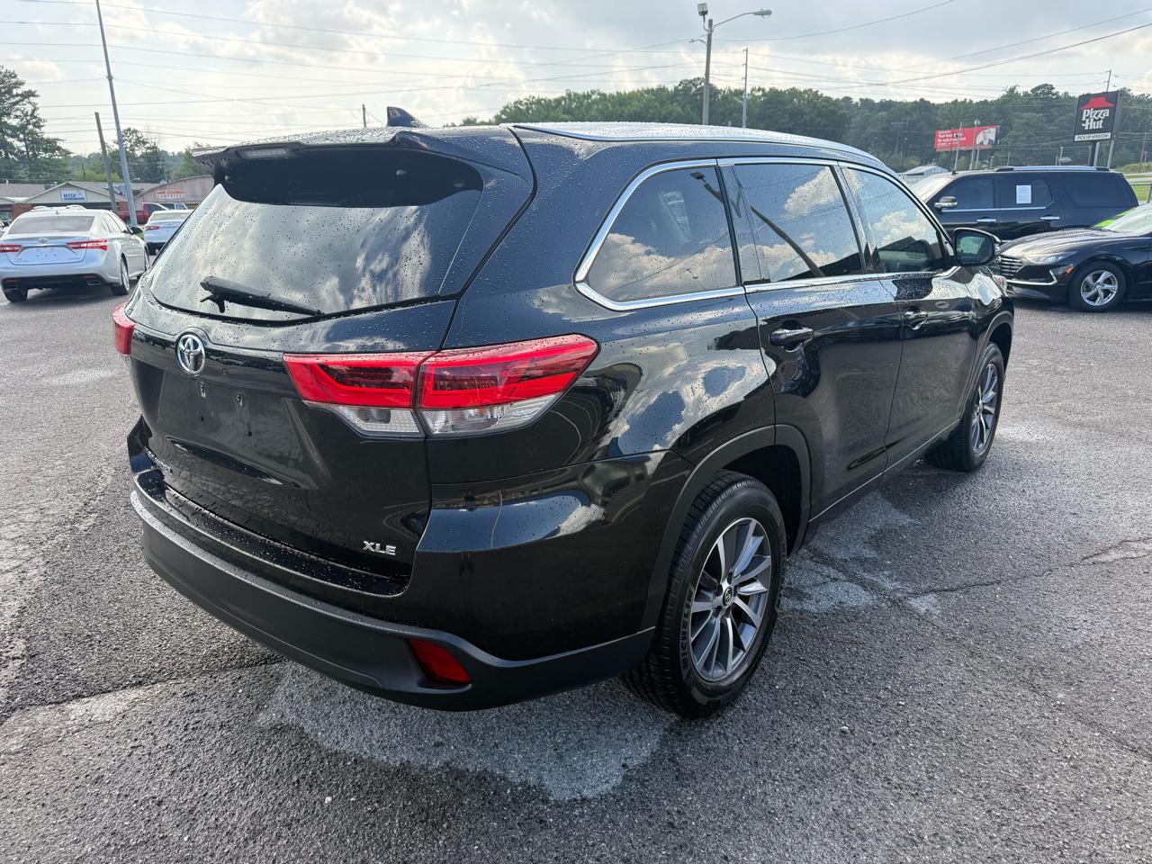 Toyota Highlander XLE FWD V6 2017