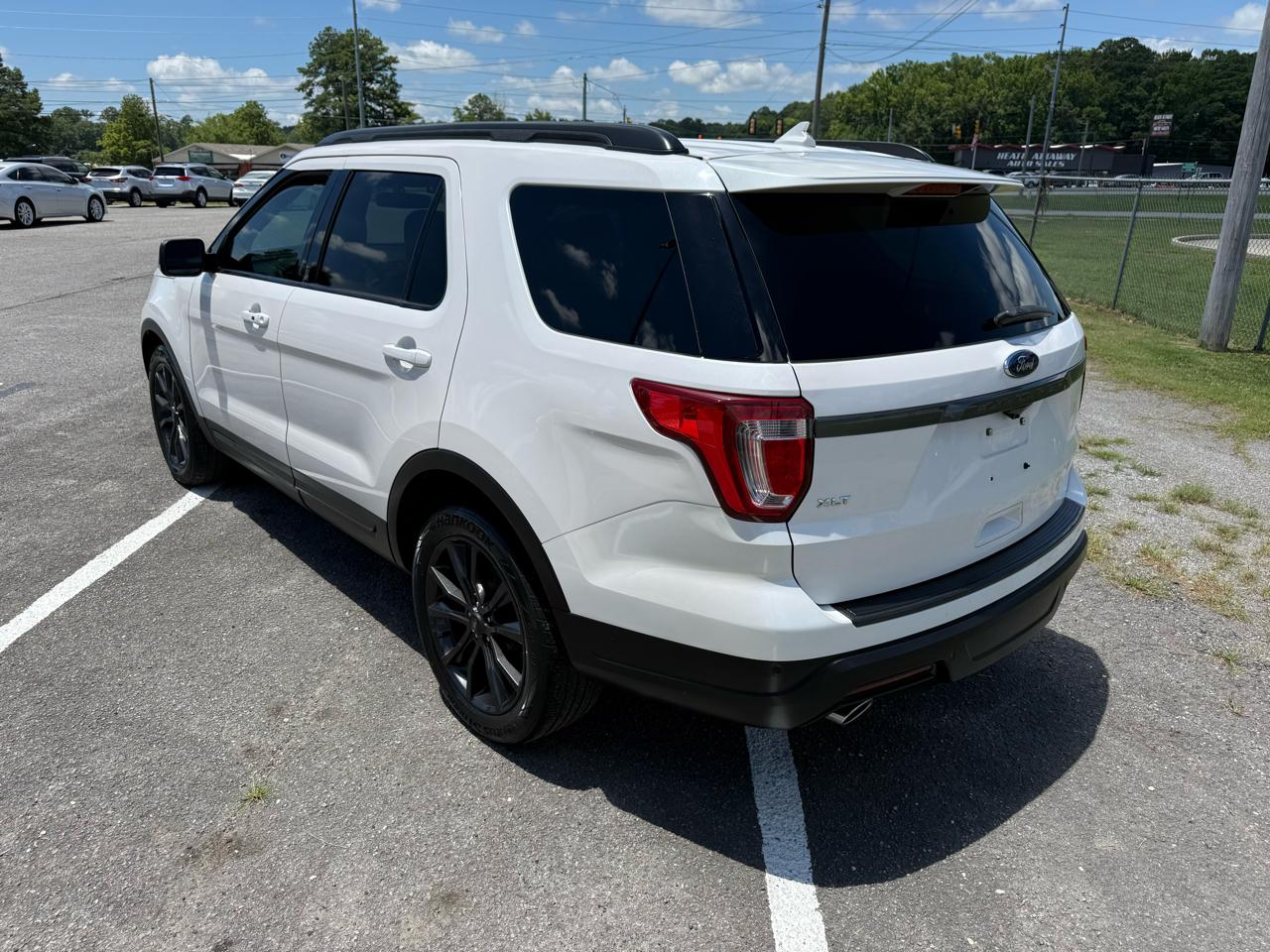 Ford Explorer XLT FWD 2019