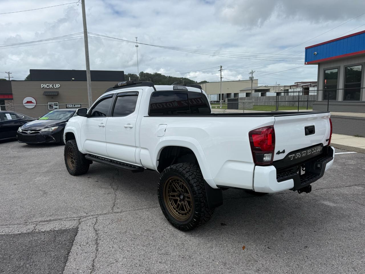 Toyota Tacoma SR5 Double Cab Super Long Bed V6 6AT 4WD 2019