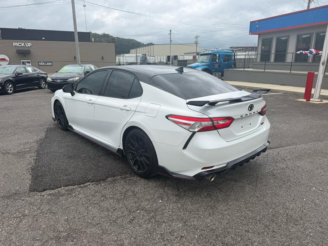 Toyota Camry XSE V6 2020