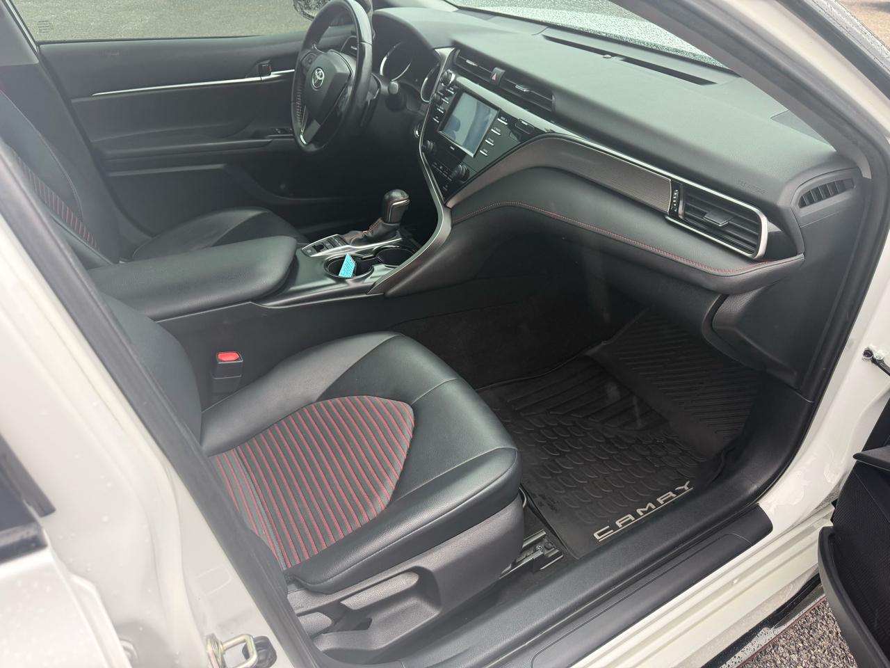 Toyota Camry XSE V6 2020