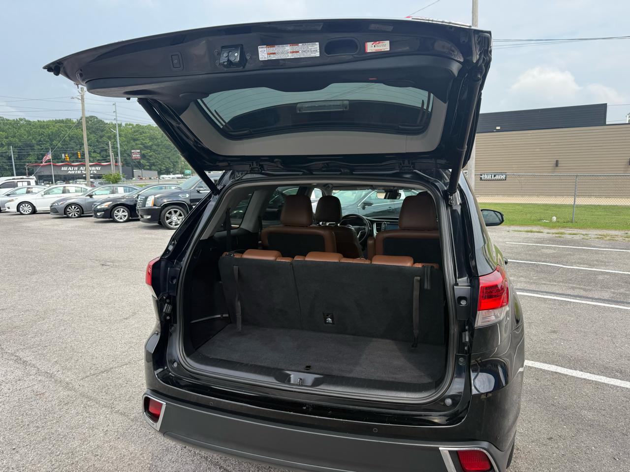 Toyota Highlander Limited Platinum FWD V6 2017