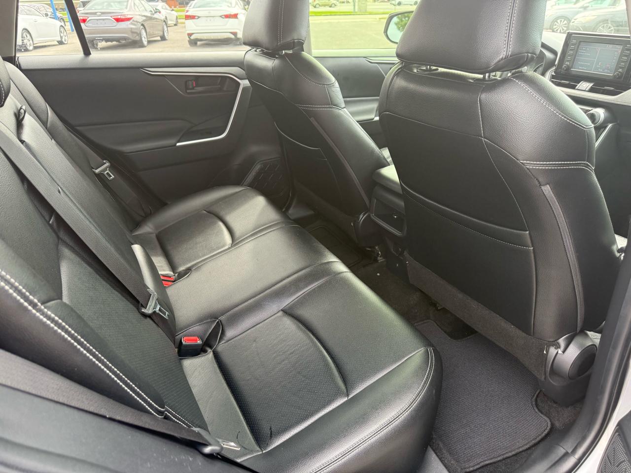 Toyota RAV4 LE 2019