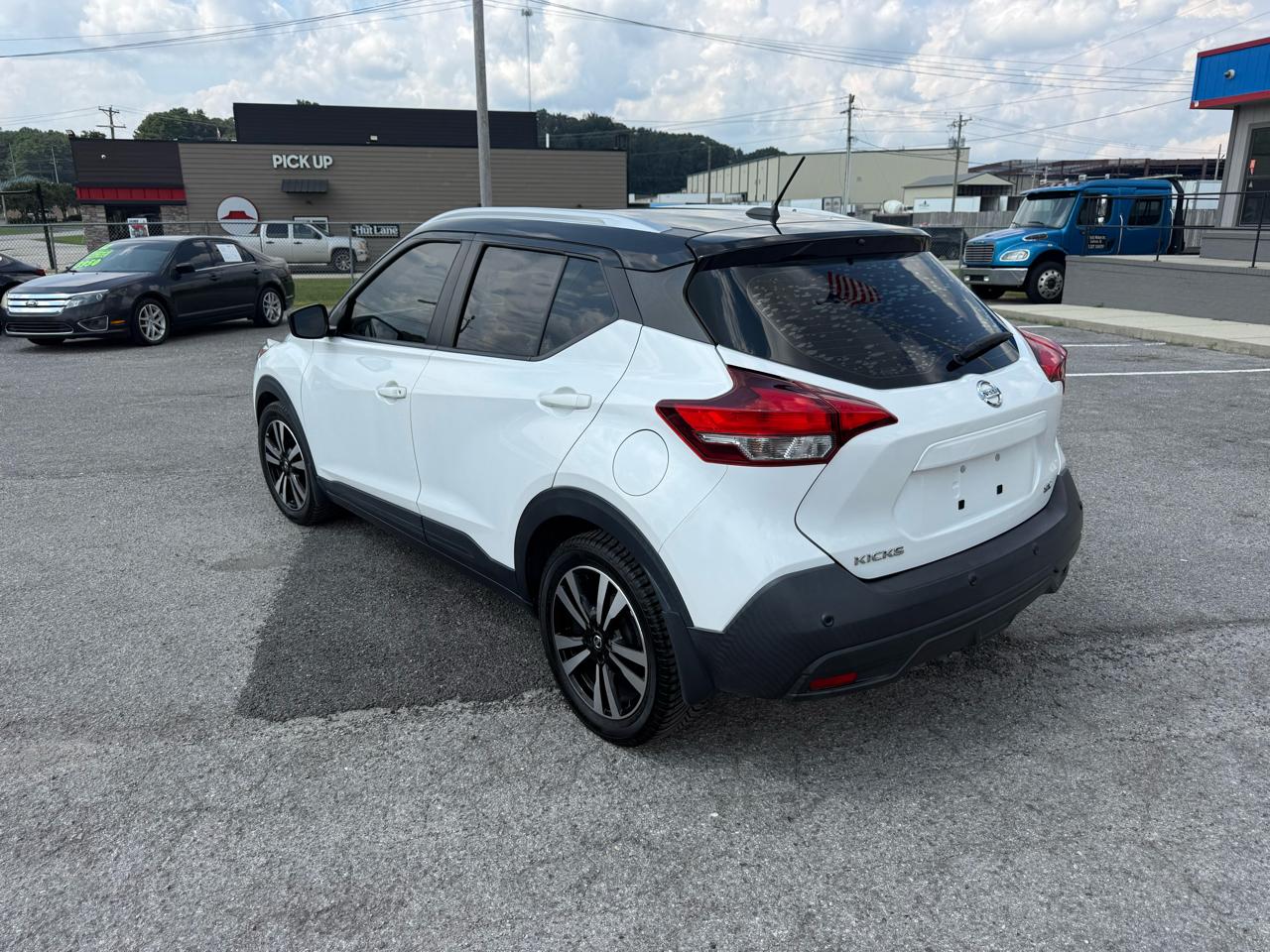 Nissan Kicks SV 2020