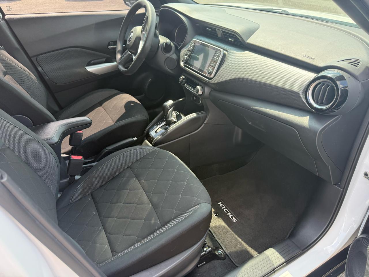 Nissan Kicks SV 2020