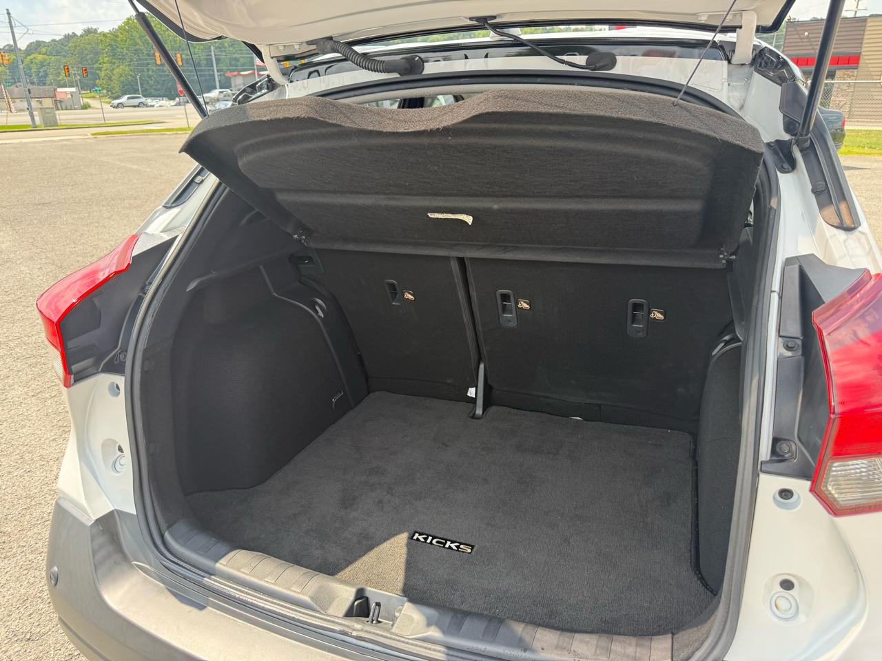 Nissan Kicks SV 2020