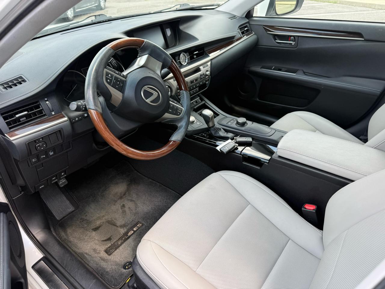 Lexus ES 350 Sedan 2018