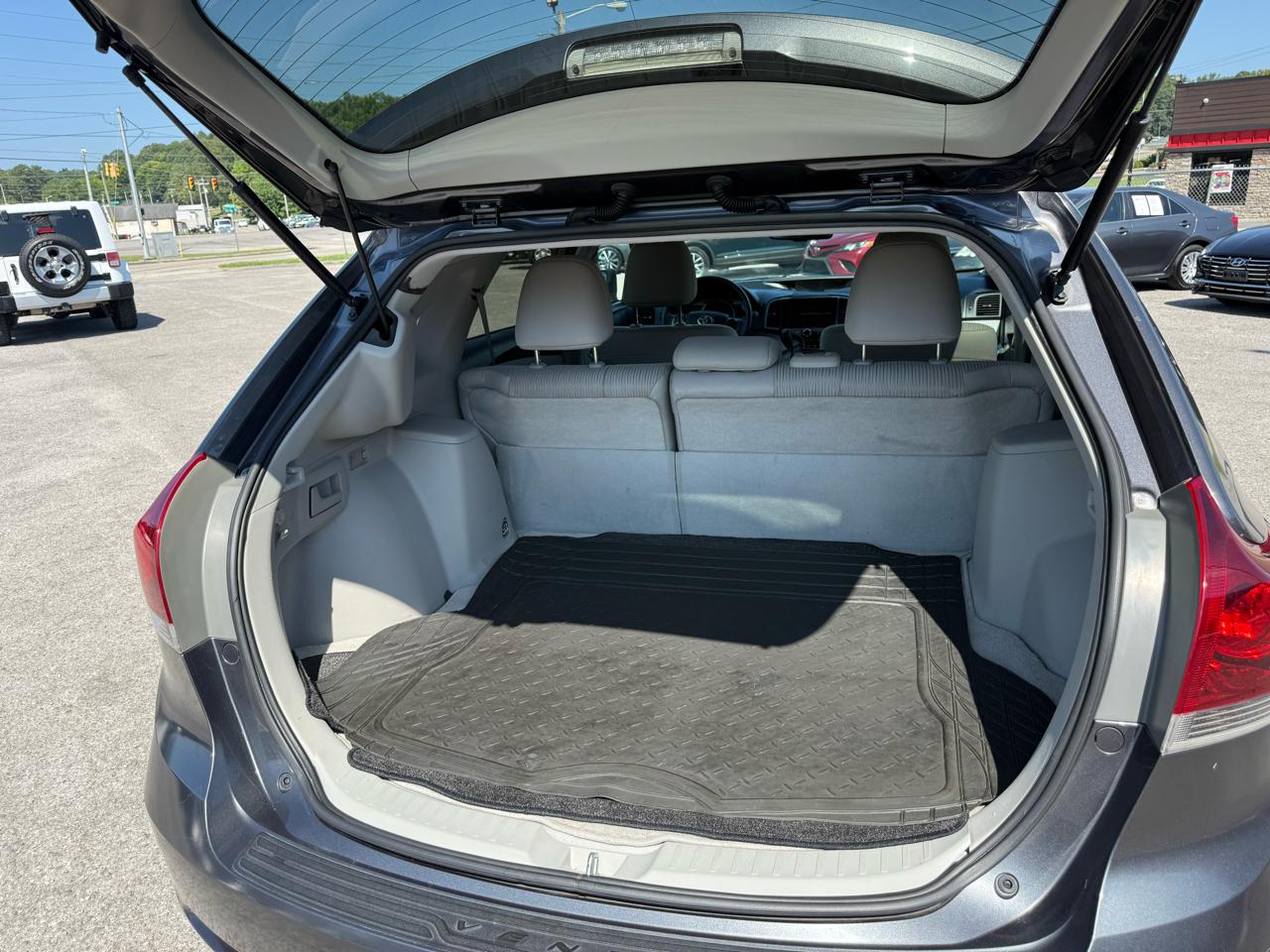 Toyota Venza LE I4 AWD 2014