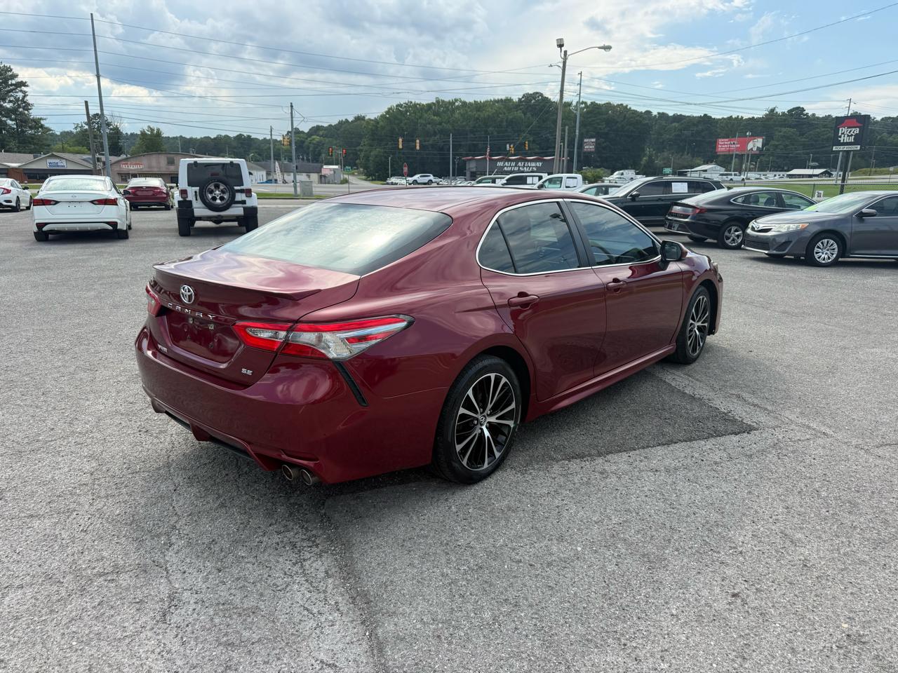Toyota Camry SE 2018