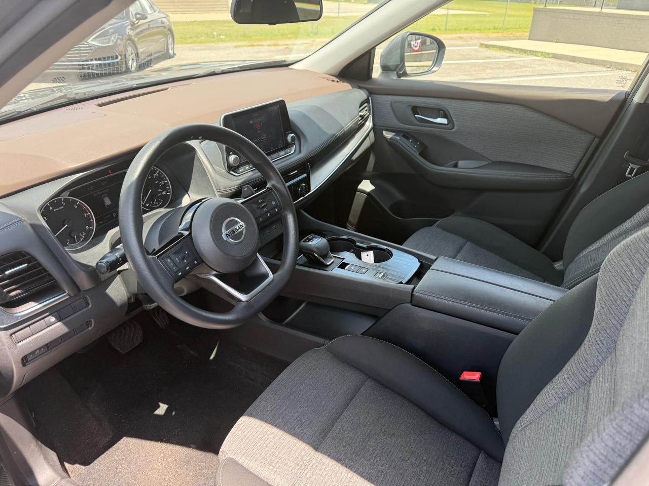 Nissan Rogue SV 2021