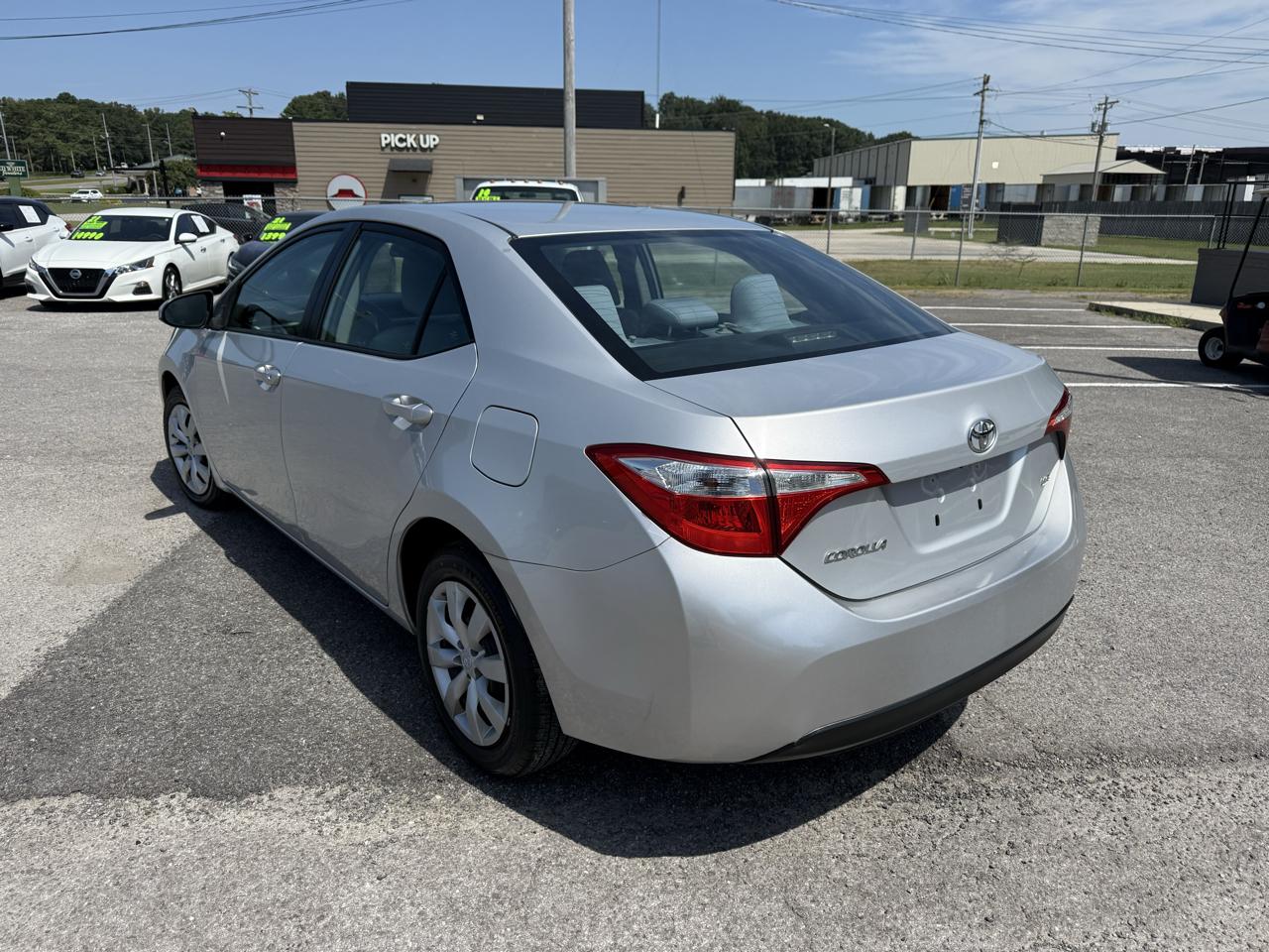 Toyota Corolla LE CVT 2015