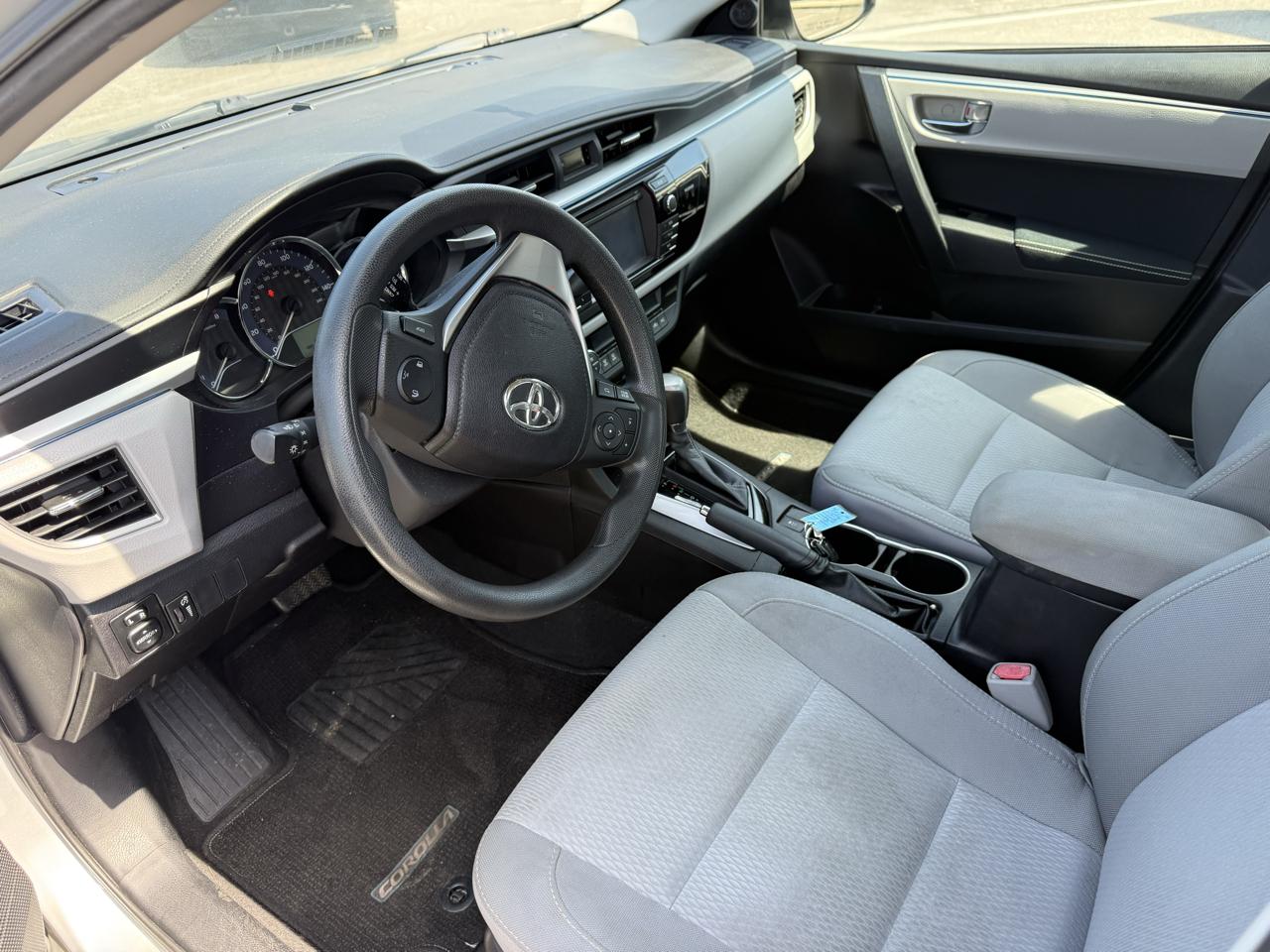 Toyota Corolla LE CVT 2015