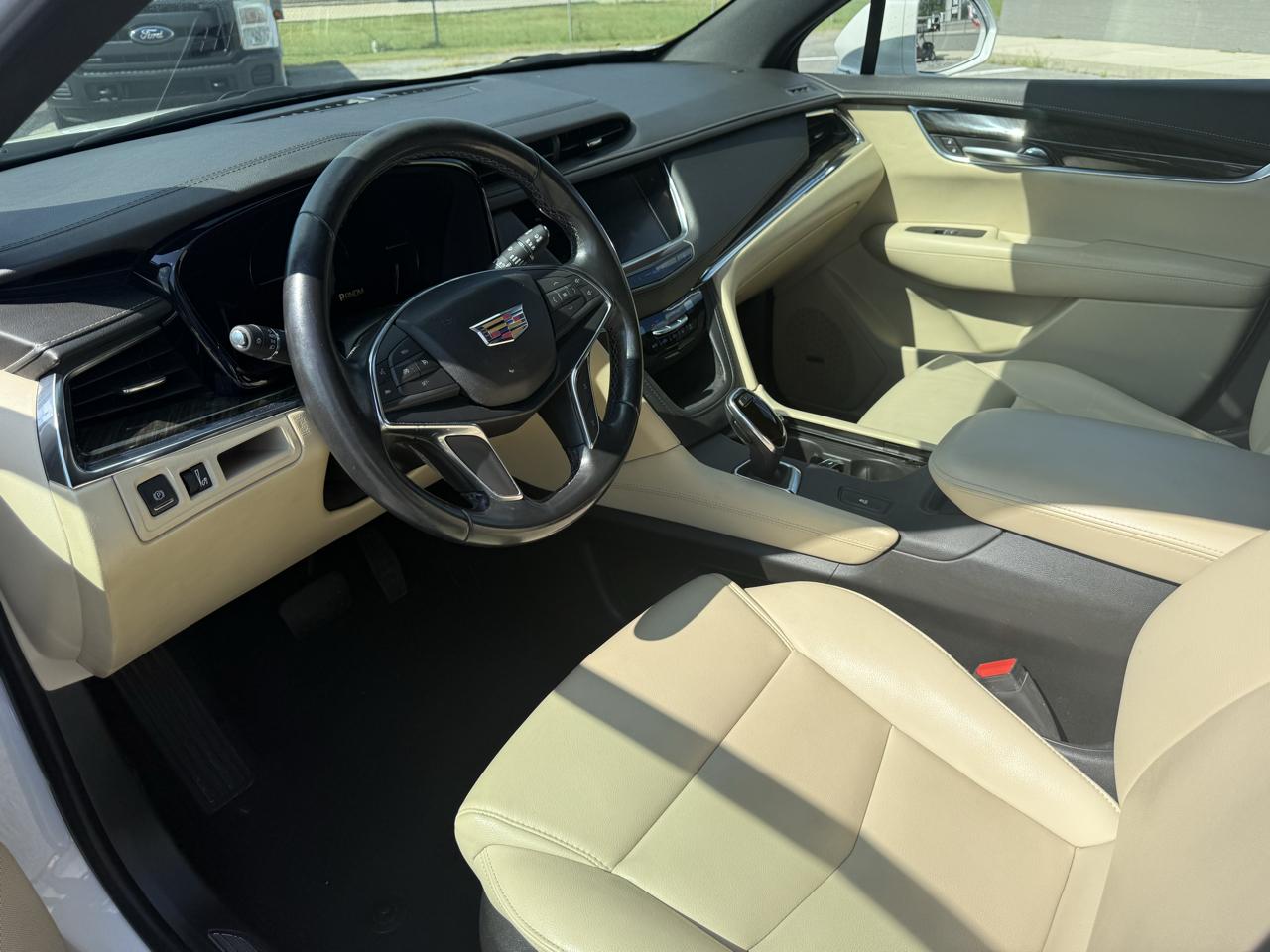 Cadillac XT5 Base 2018
