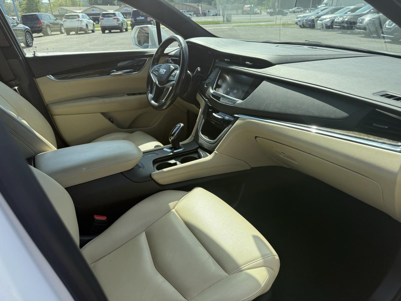Cadillac XT5 Base 2018