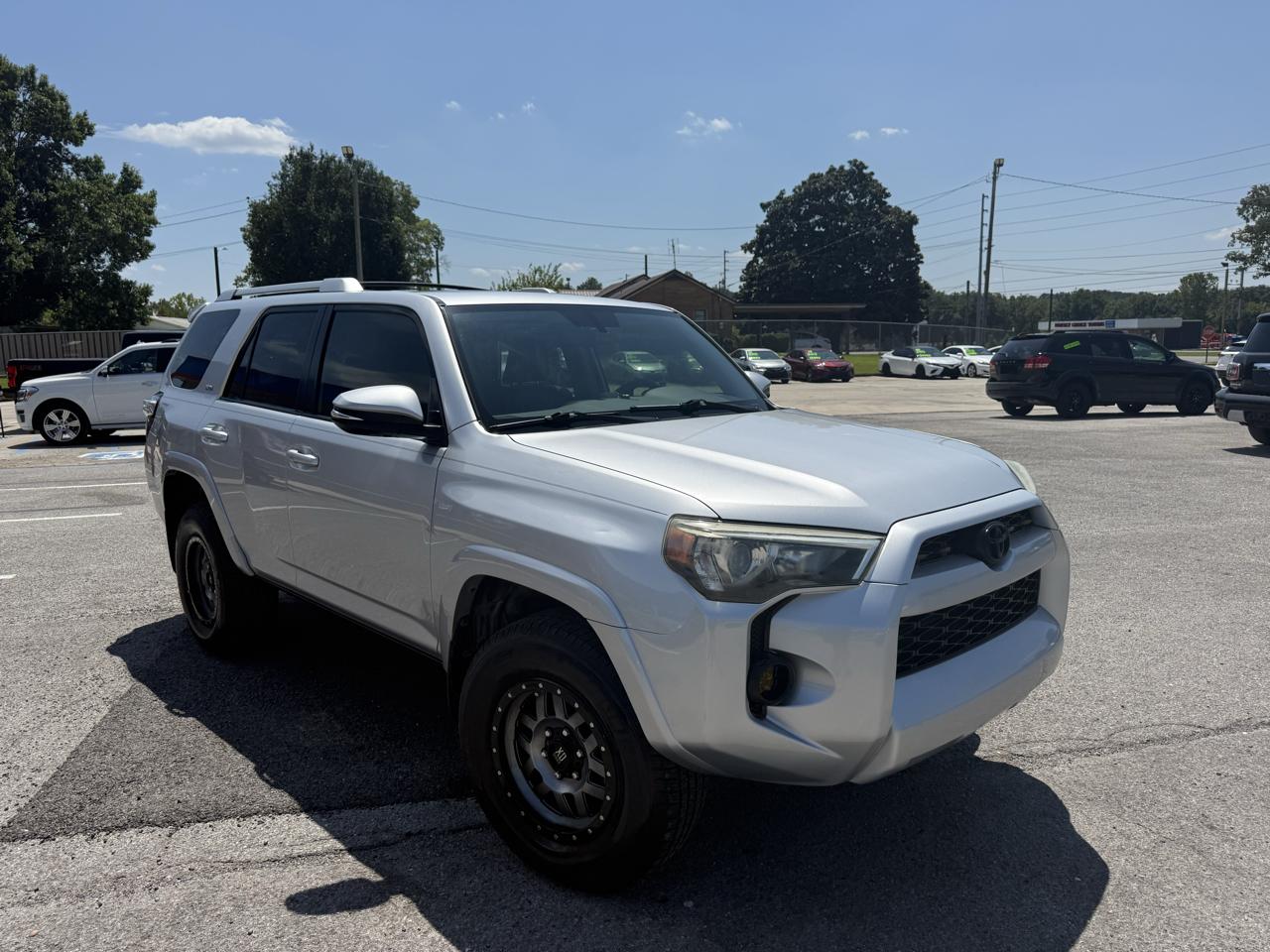 Toyota 4Runner SR5 4WD 2016