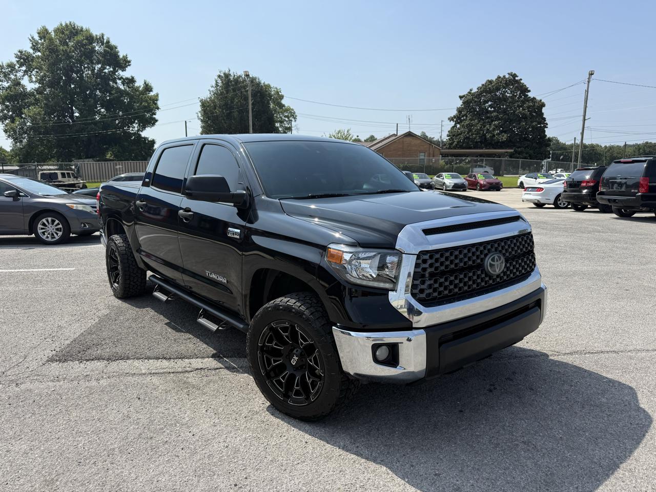 Toyota Tundra SR5 5.7L V8 CrewMax 4WD 2021