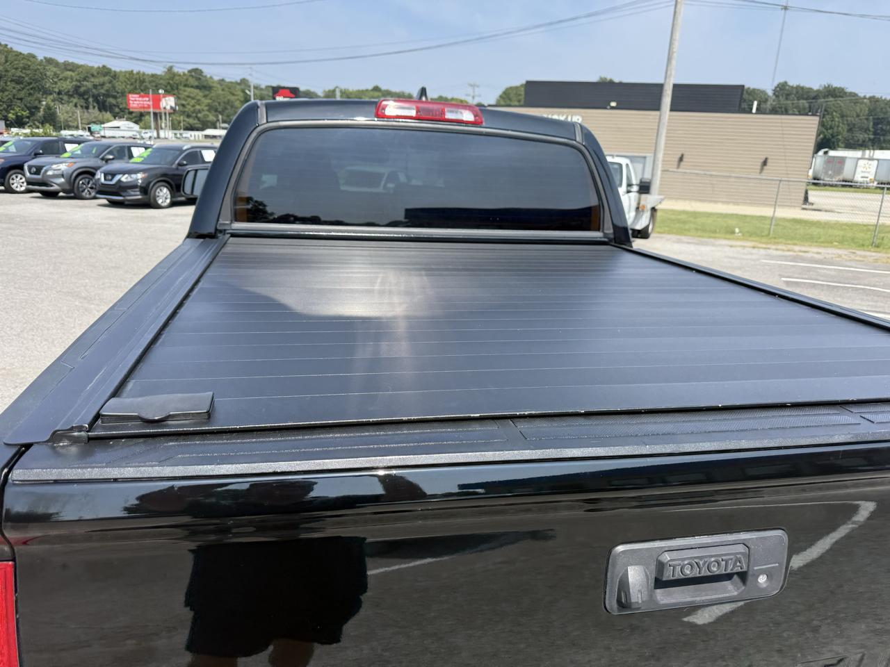 Toyota Tundra SR5 5.7L V8 CrewMax 4WD 2021