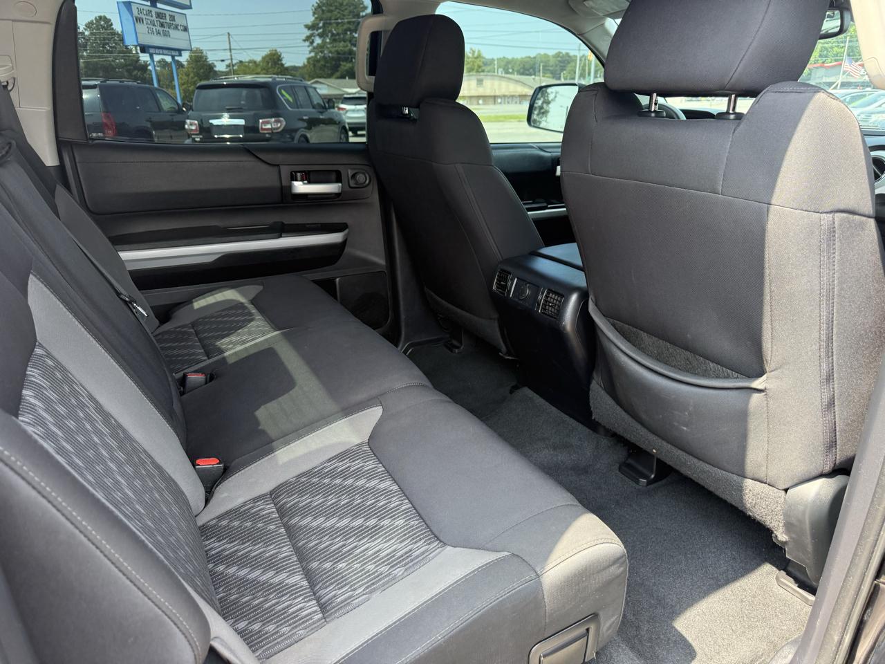 Toyota Tundra SR5 5.7L V8 CrewMax 4WD 2021