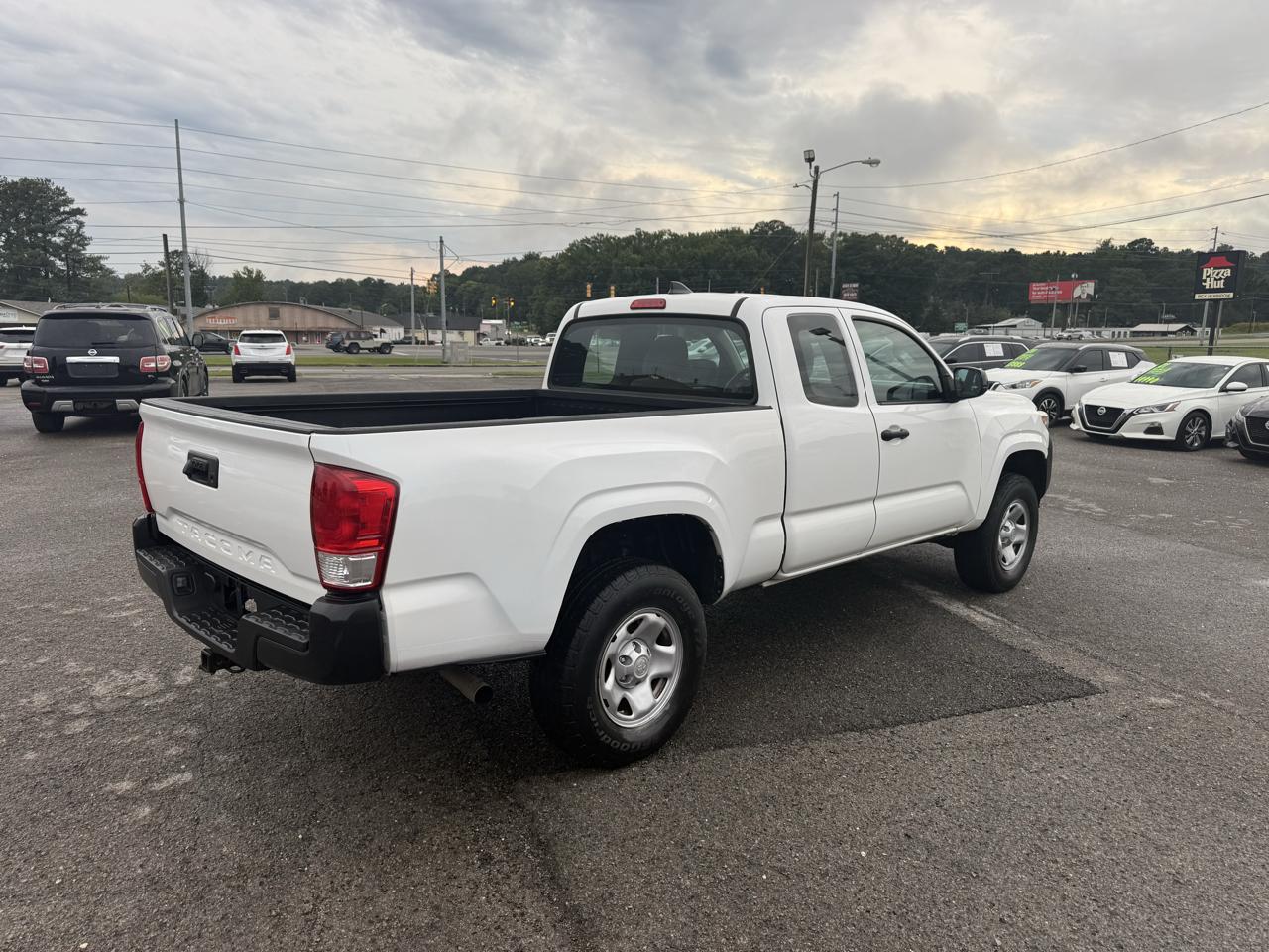 Toyota Tacoma SR5 Access Cab I4 6AT 2WD 2016