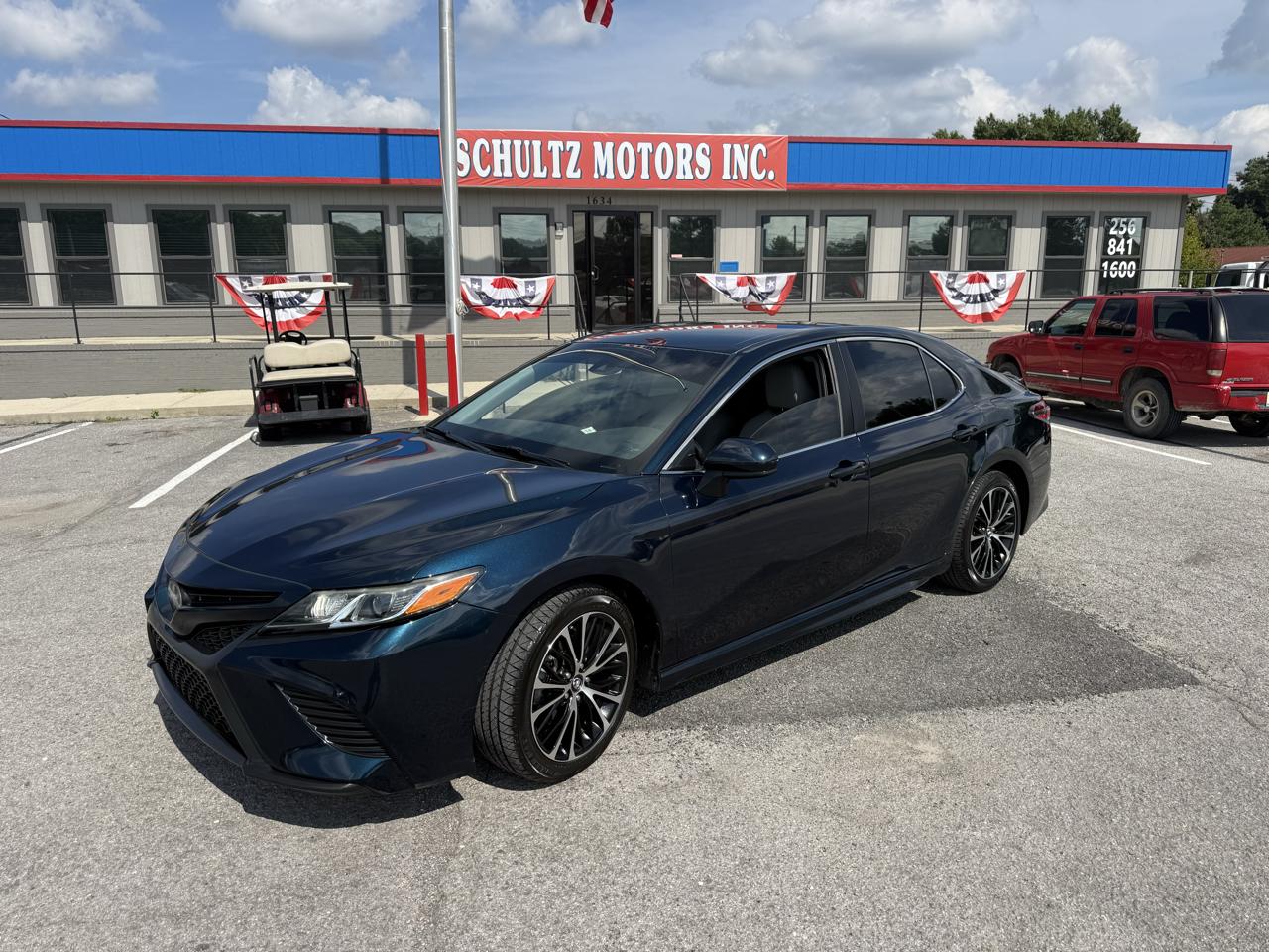 Toyota Camry SE 2018