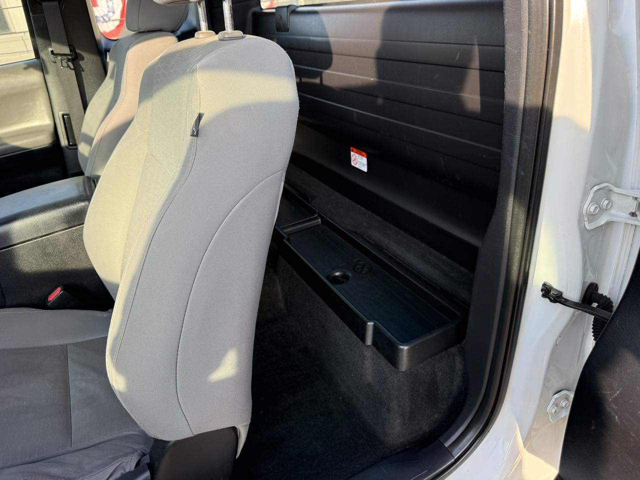 Toyota Tacoma SR5 Access Cab I4 6AT 2WD 2016