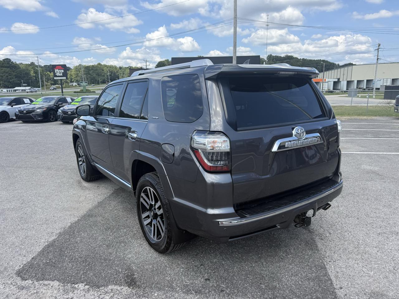 Toyota 4Runner Limited 2WD V6 2015