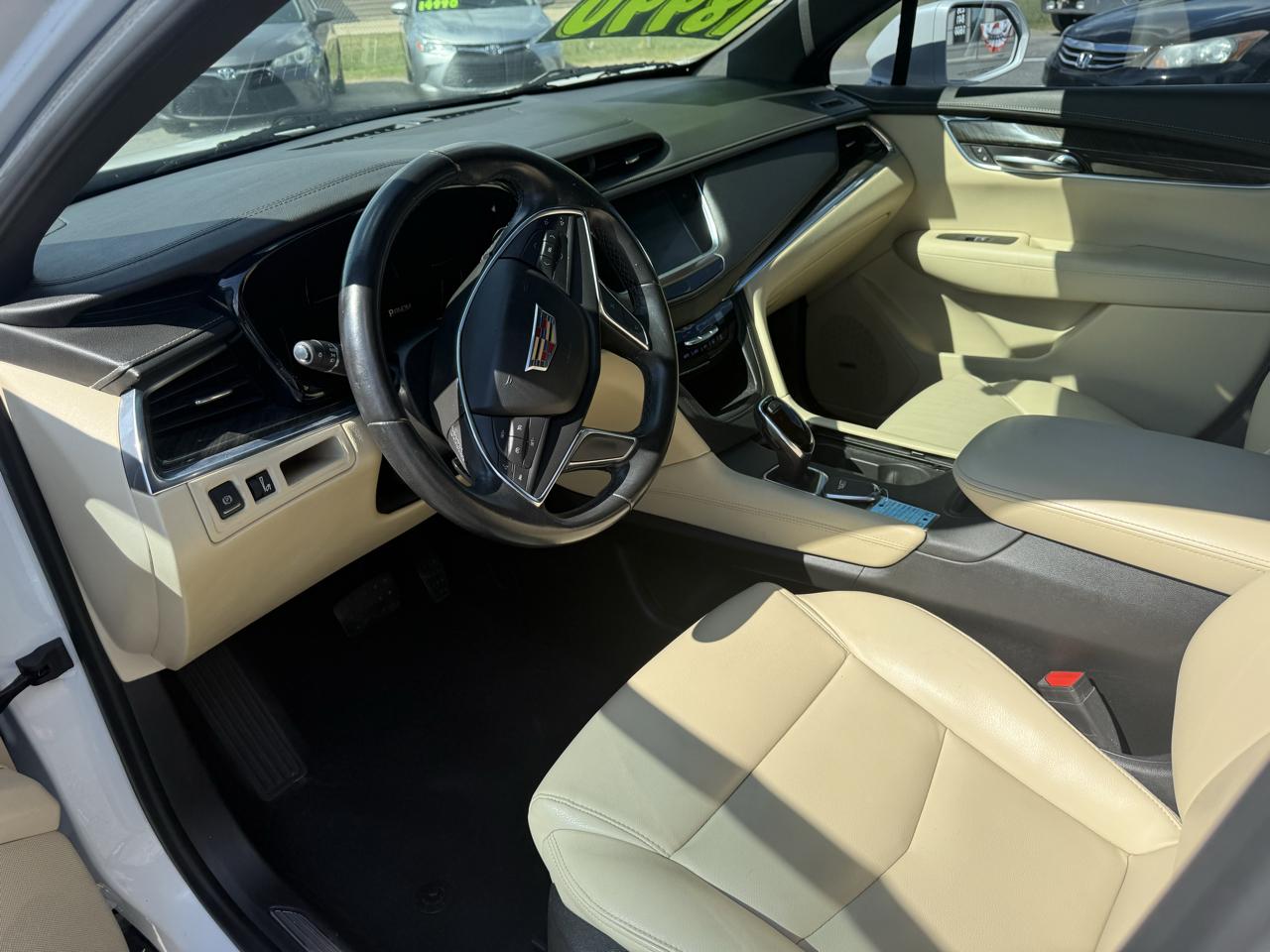 Cadillac XT5 Base 2018