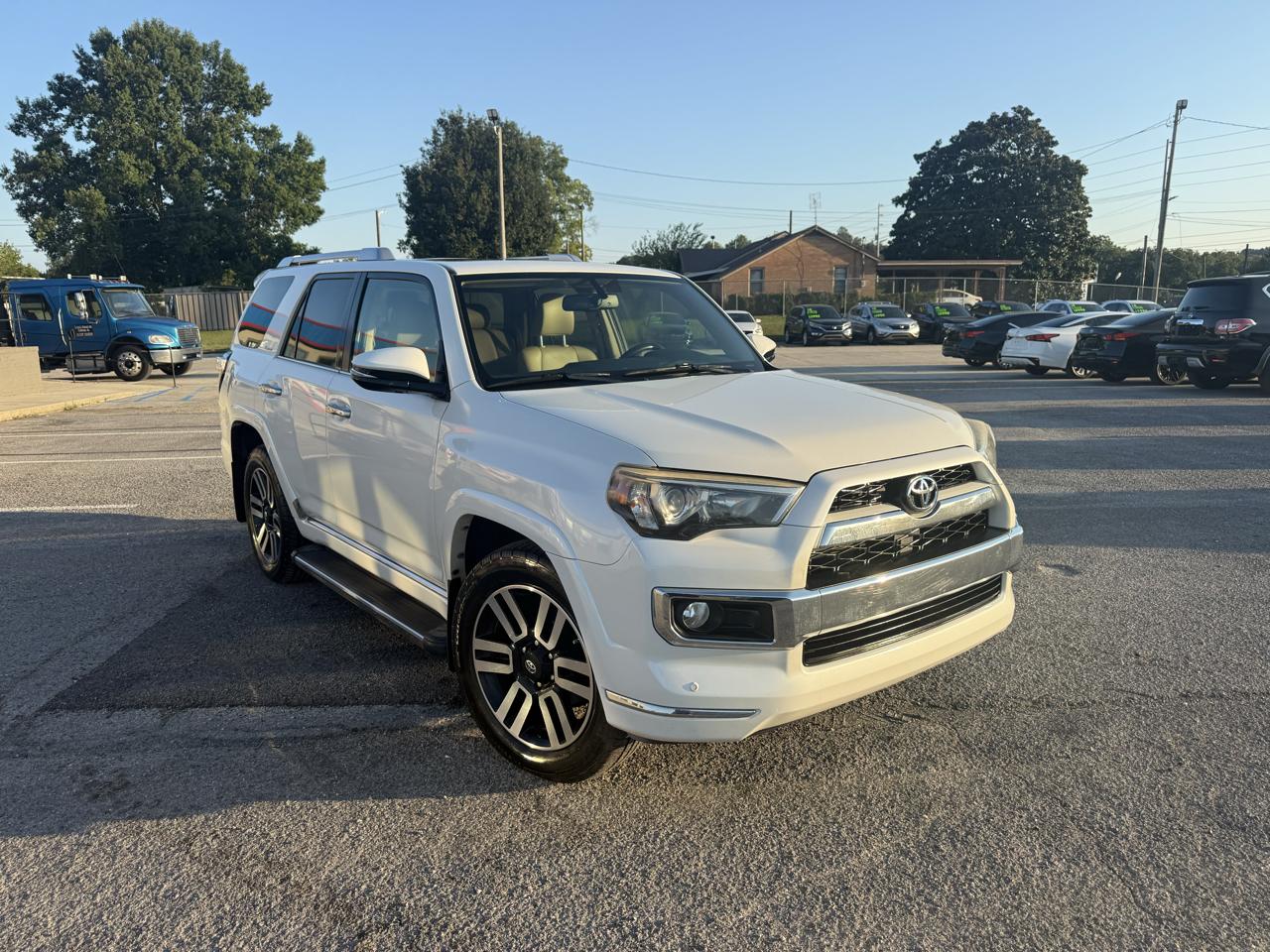 Toyota 4Runner Limited 2WD V6 2015