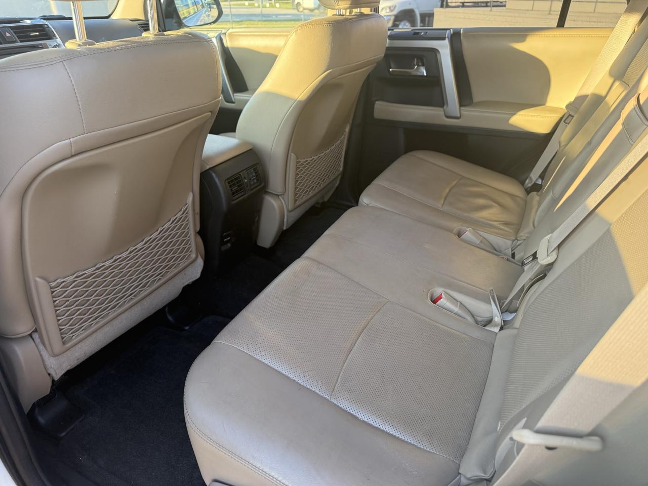 Toyota 4Runner Limited 2WD V6 2015
