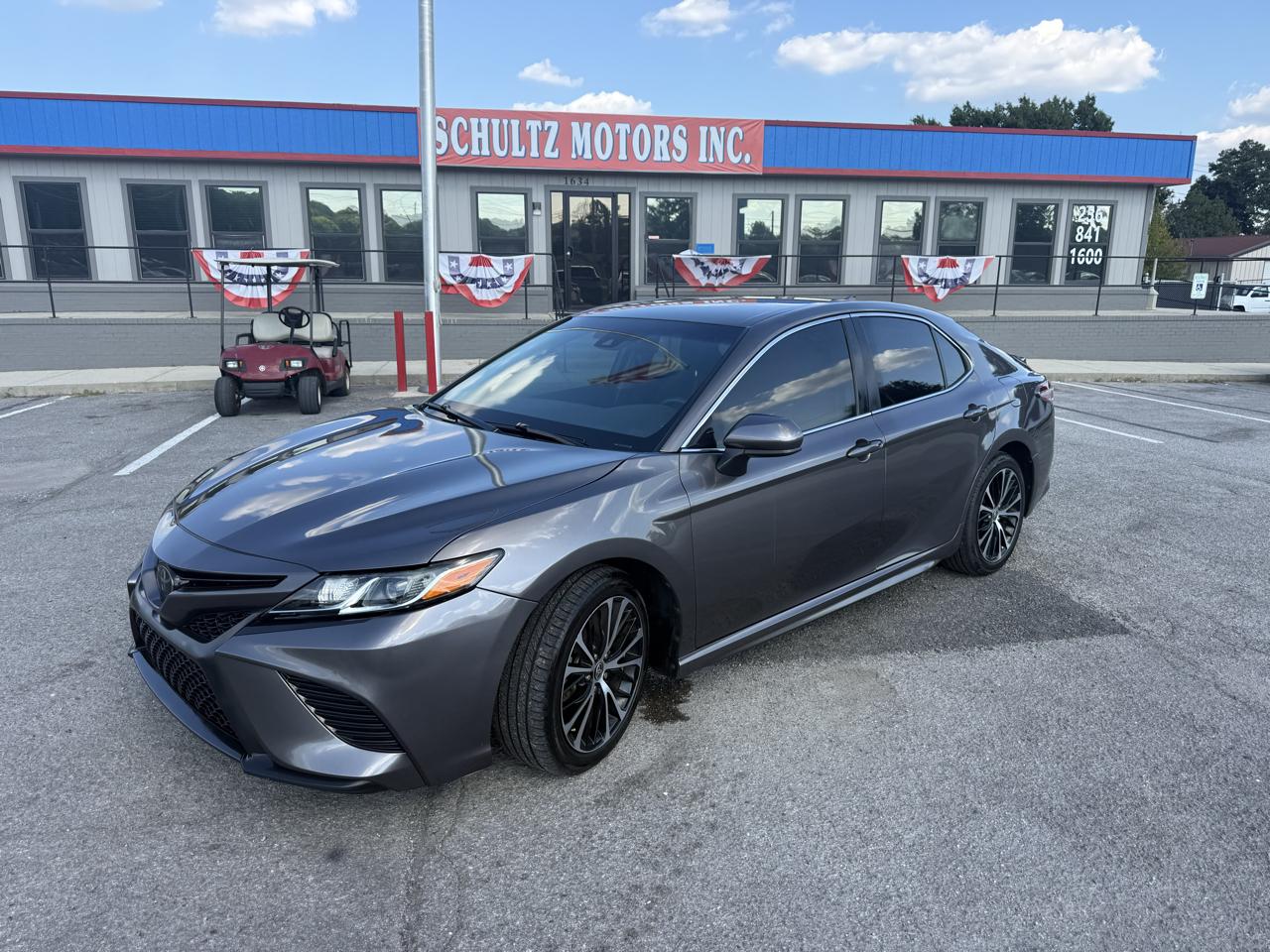 2020 Toyota Camry SE